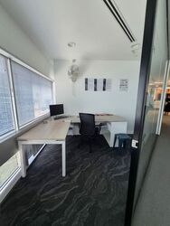 Gateway East (D7), Office #597571921